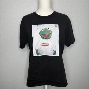 Black T-shirt with Kermit on the front with Supreme logo on his Shirt